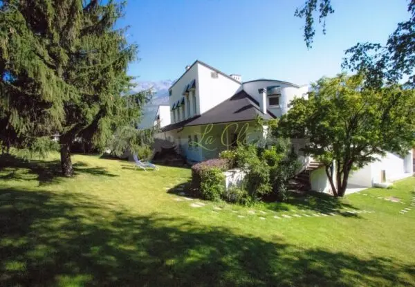Albergo via Frz Neyran Dessus 70, Brissogne
