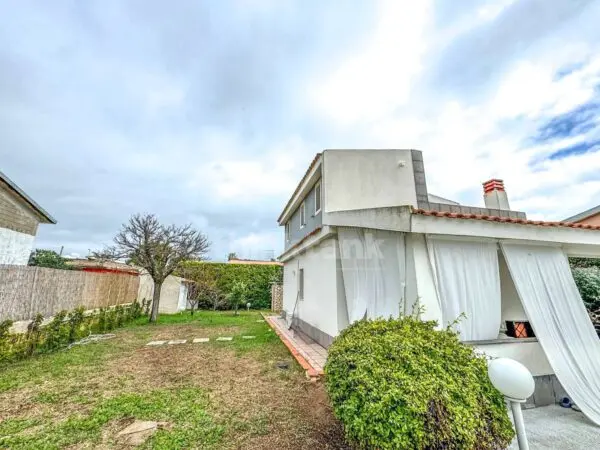 Villa via Isole Elice, Siracusa
