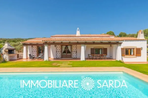 Villa via Località Surrau, Arzachena
