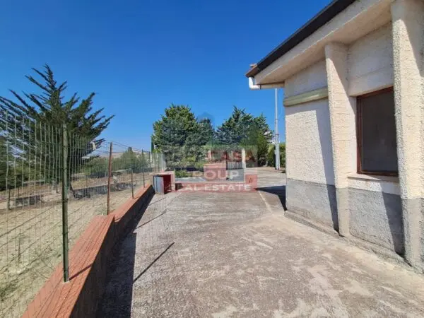 Villa via Contrada Cavalcatore, Villarosa