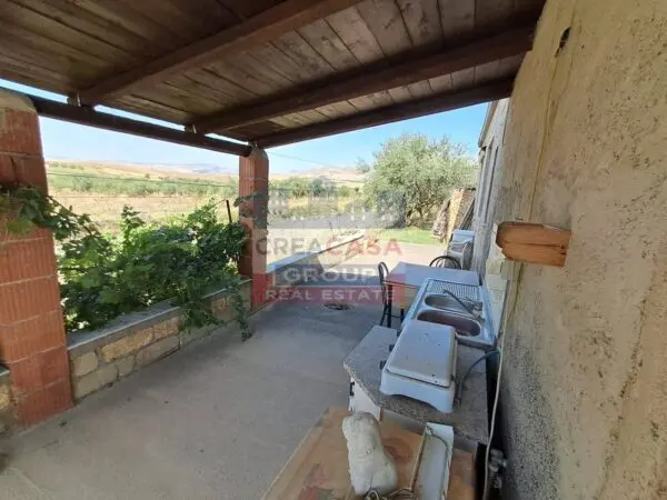 Villa via Contrada Sparacio, Villarosa