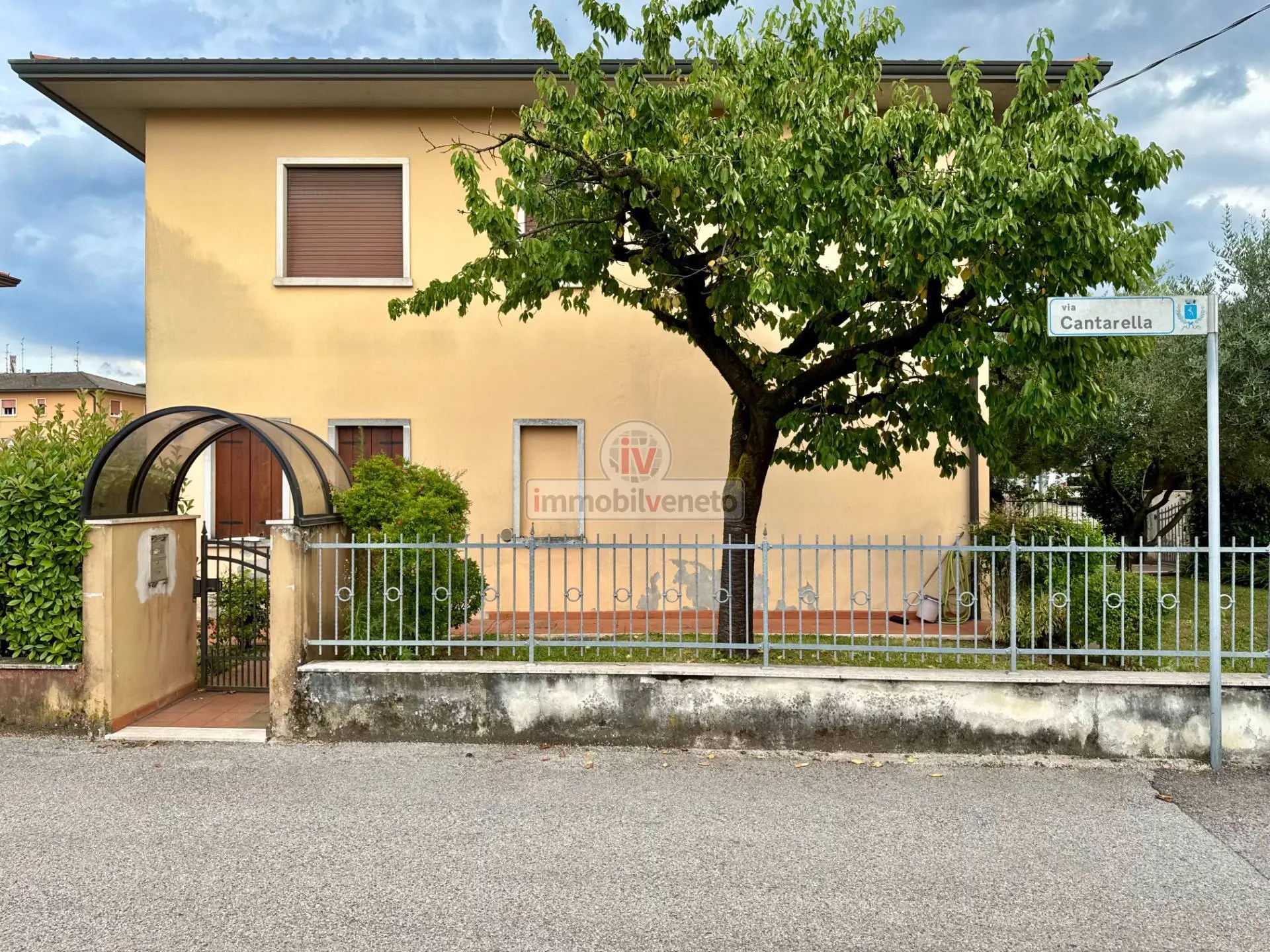 Immagine per Casa indipendente in vendita a Valdastico VIA CANTARELLA 