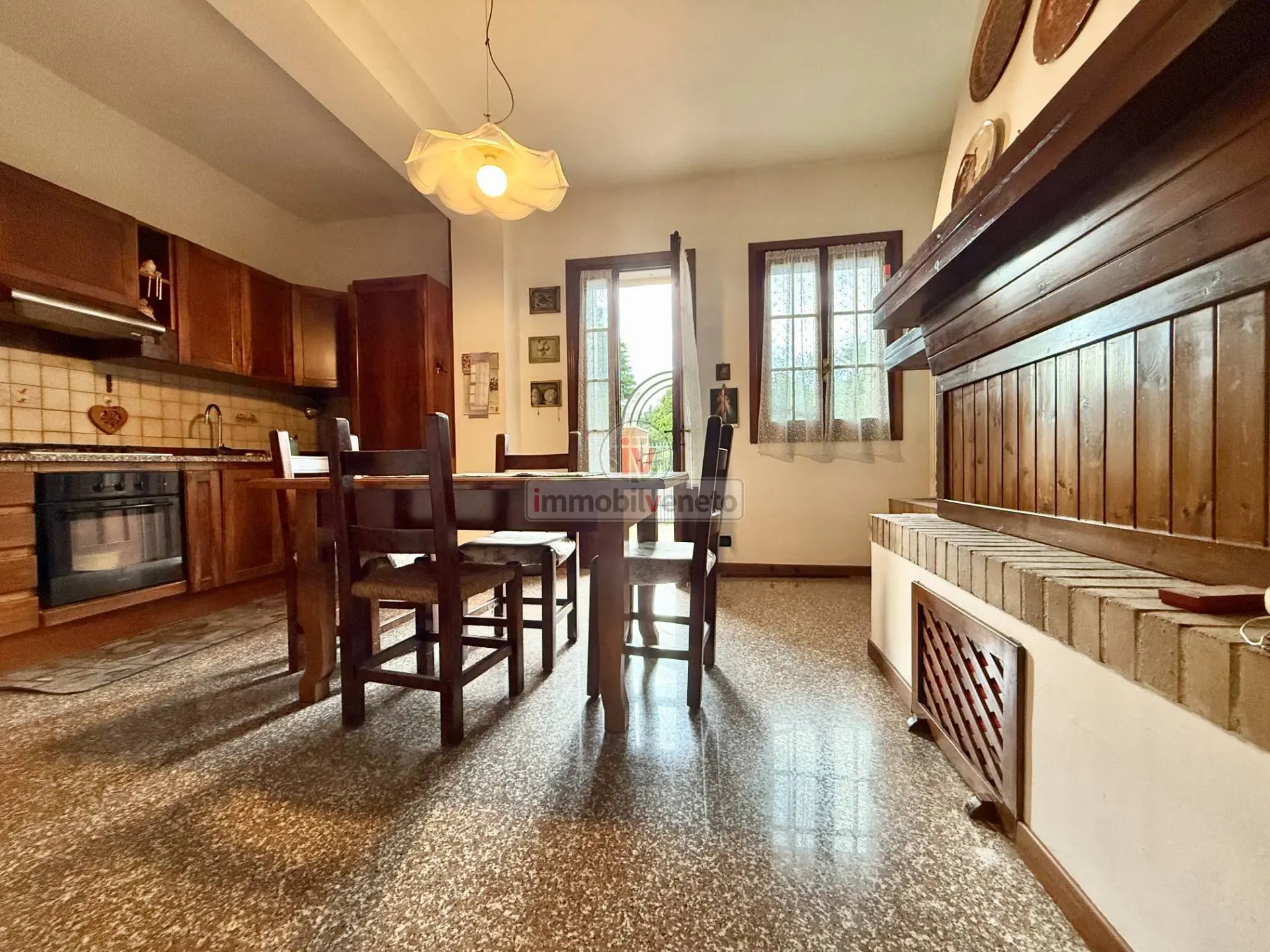 Immagine per Casa indipendente in vendita a Valdastico VIA CANTARELLA 
