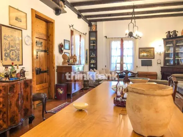 Villa strada Provinciale, Riposto