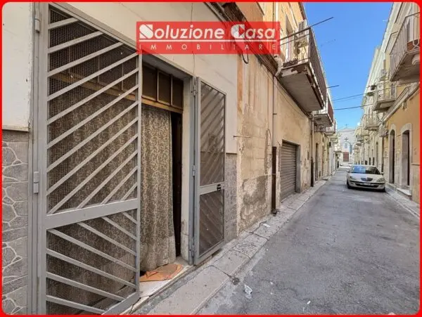 Casa Indipendente via Ciro Menotti, Canosa Di Puglia