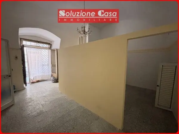 Casa Indipendente via Ciro Menotti, Canosa Di Puglia