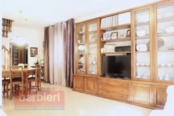 Villa via Primo Targhini 4101, Cesena