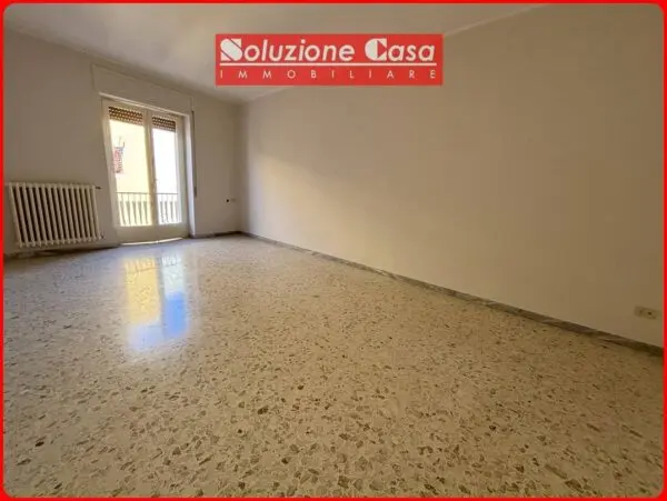 Appartamento Via Gen. Da Bormida, Canosa Di Puglia