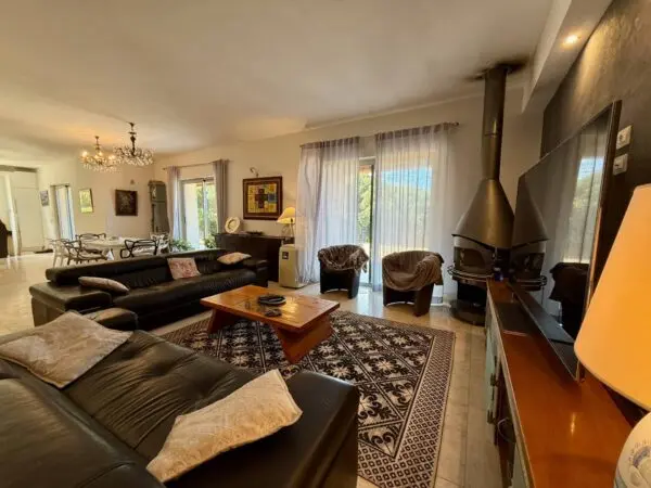 Villa via Stazzo Agliacana 374, Padru