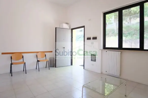 Ufficio via Giuseppe Verdi, Chieti