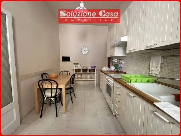 Casa Indipendente via Bari 9, Canosa Di Puglia