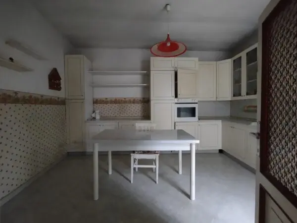 Monolocale via Valle 2a, Jesi