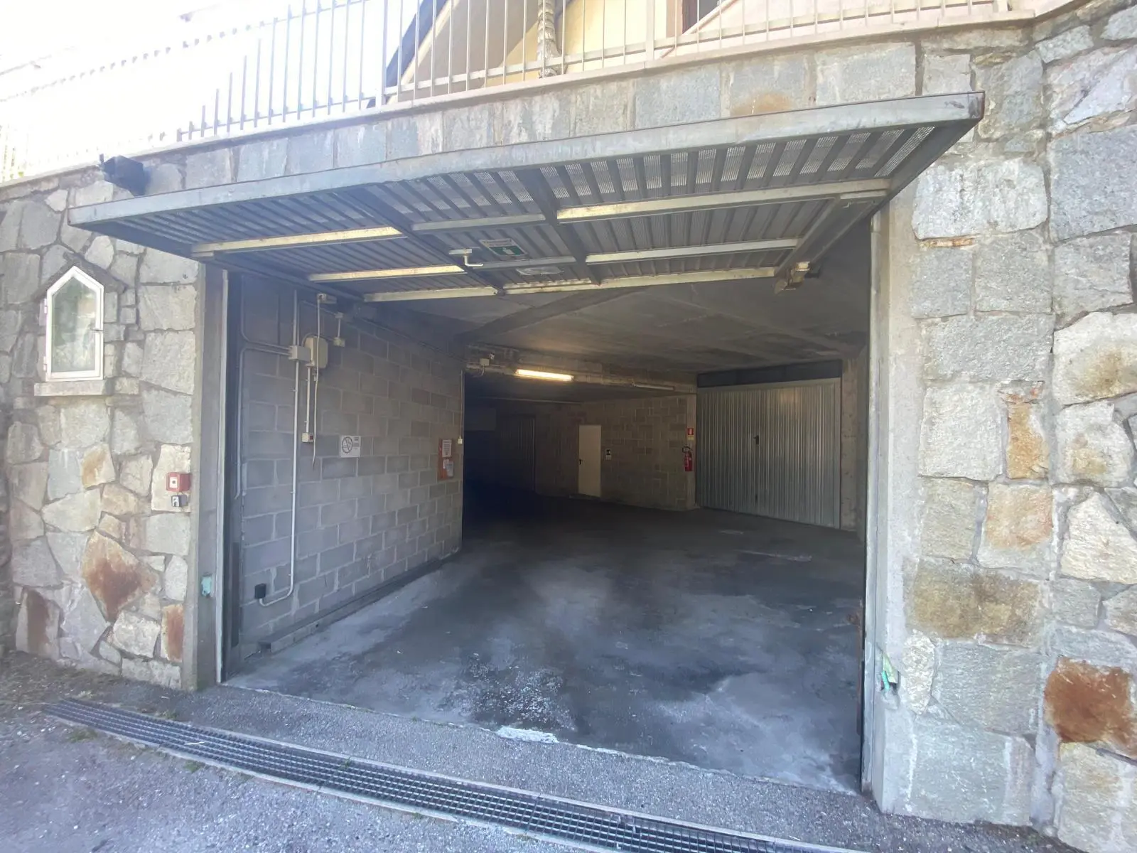 Immagine per Garage in vendita a Châtillon via Tornafol