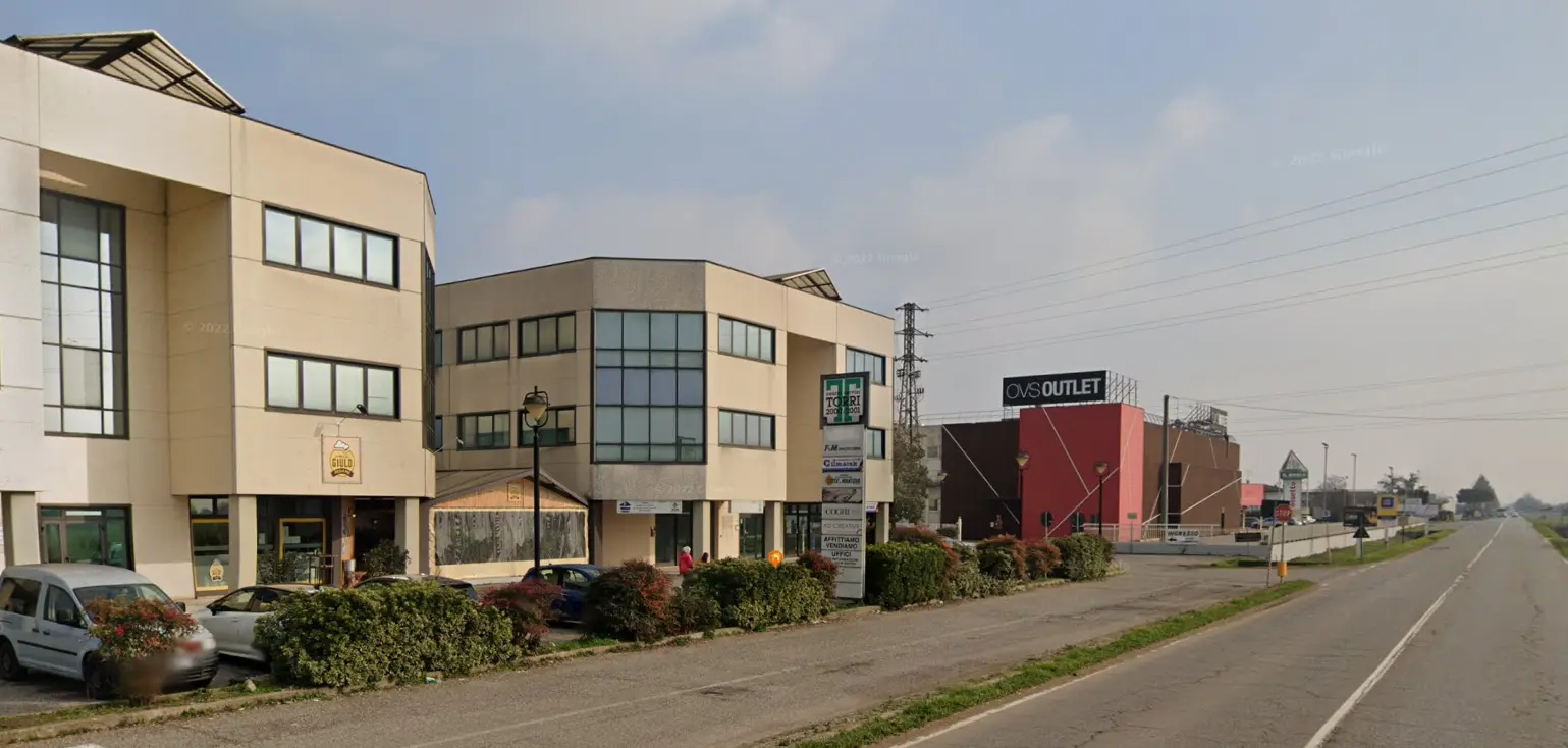 Immagine per Negozio in vendita a Marmirolo strada Mantova
