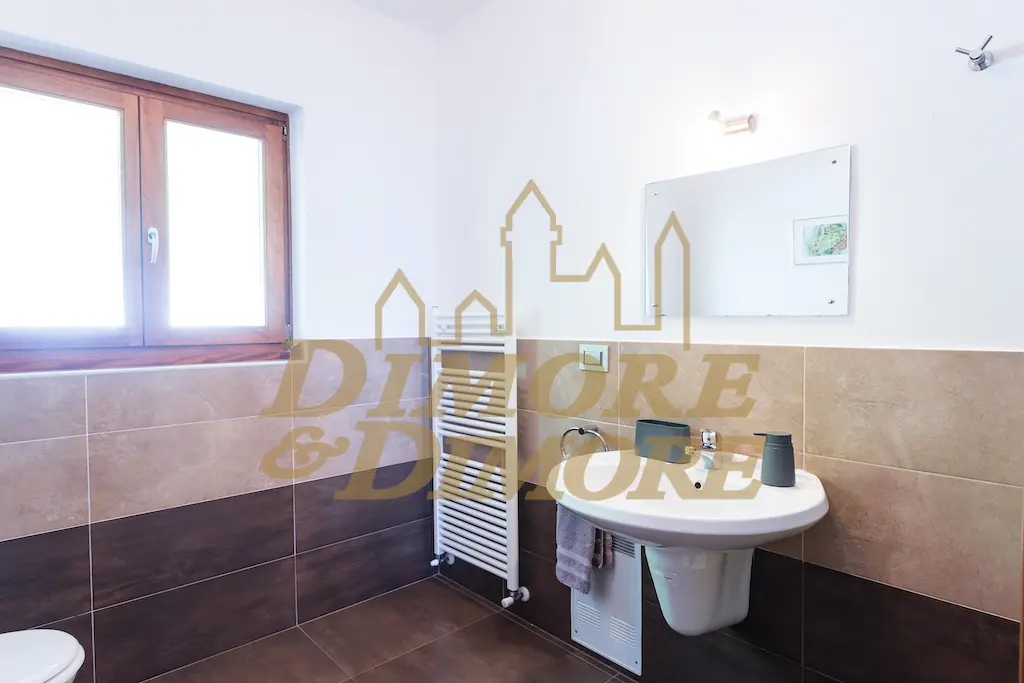 Immagine per Villa a schiera in vendita a Dumenza 2