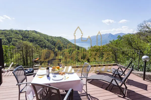 Villa A Schiera 2, Dumenza