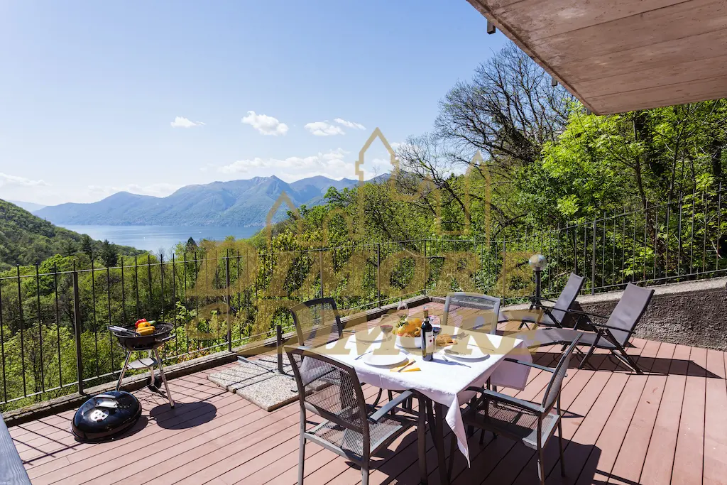 Immagine per Villa a schiera in vendita a Dumenza 2