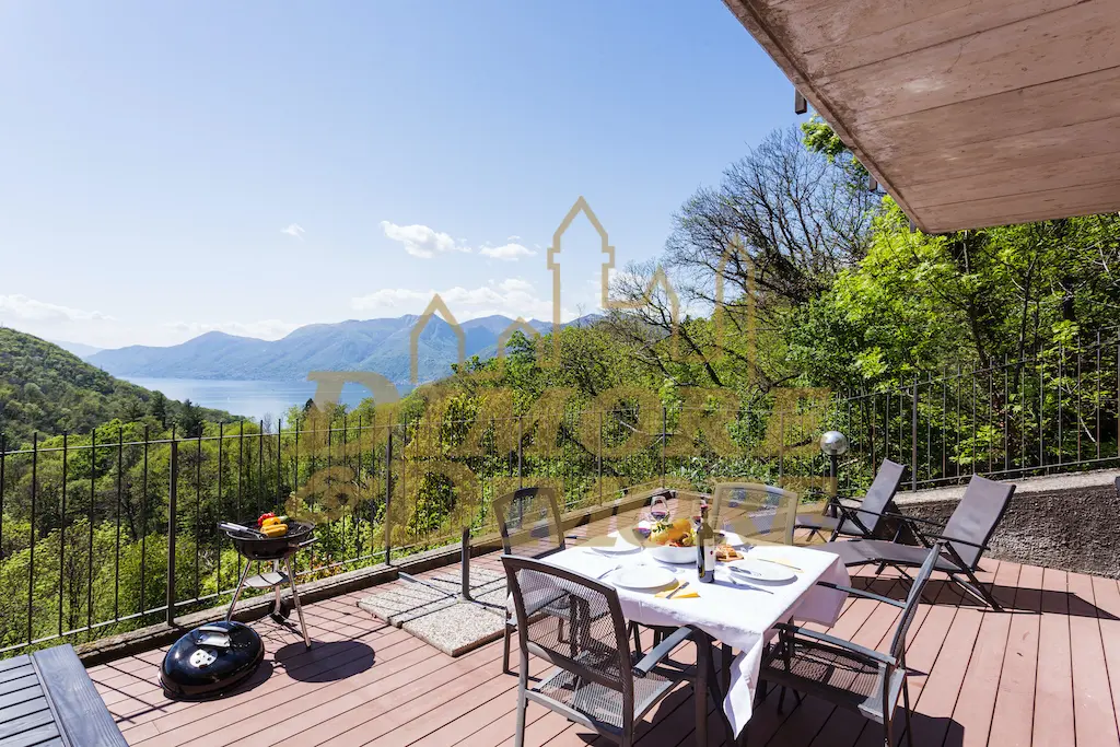 Immagine per Villa a schiera in vendita a Dumenza 2