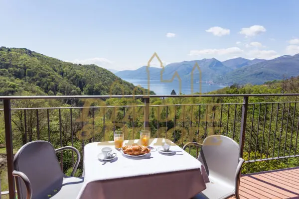 Villa A Schiera 2, Dumenza