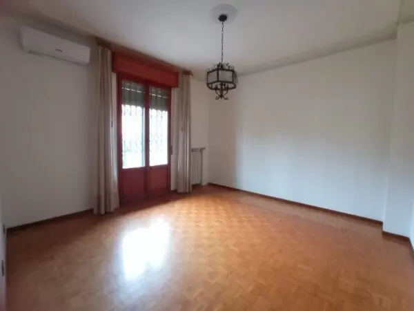Immagine per Trilocale in vendita a Modena via Zanichelli 3