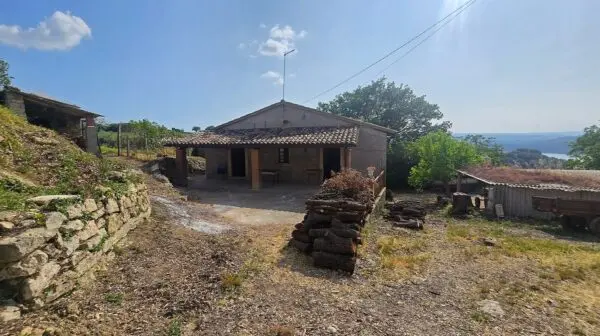 Casale via Vocabolo Menicaglie 9, Baschi
