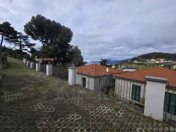 Villa via Coggiola 60, Bordighera