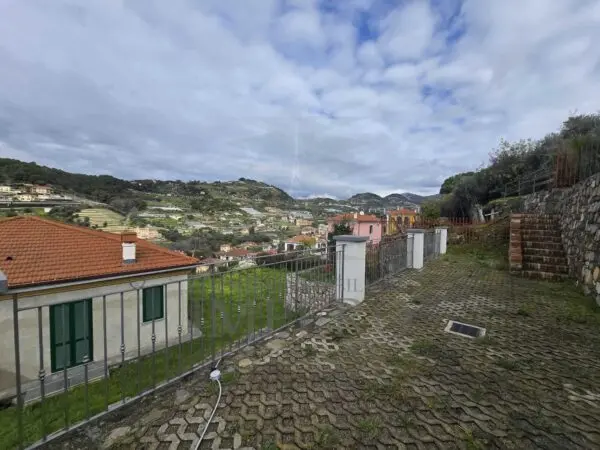 Villa via Coggiola 60, Bordighera