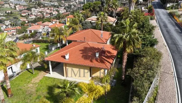 Villa via Coggiola 60, Bordighera