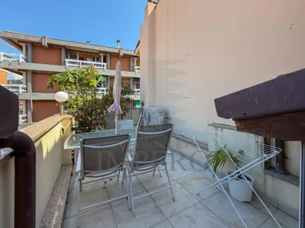 Bilocale via Vittorio Emanuele Ii 60, Bordighera