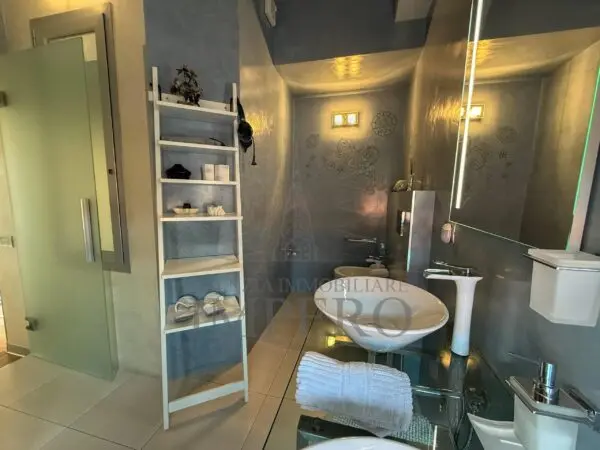 Bilocale via Vittorio Emanuele Ii 60, Bordighera