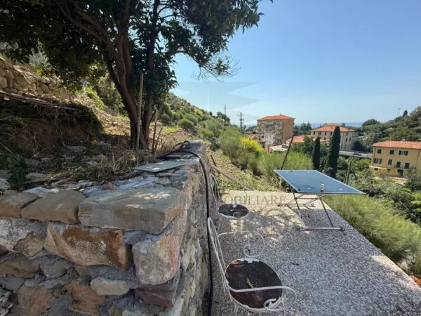 Monolocale via Anacleto Hughes 79, Ventimiglia