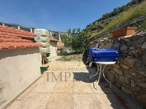 Monolocale via Anacleto Hughes 79, Ventimiglia