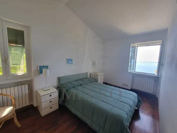 Villa via Alle Ville 12, Ventimiglia