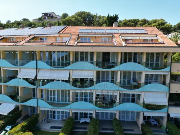 Bilocale via Privata Bellavista 153, Vallecrosia