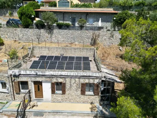 Villa Trifamiliare via Località Magauda 2, Camporosso