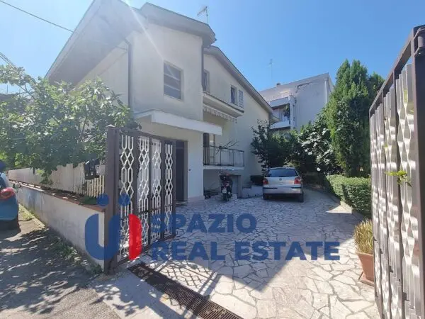 Villa via Arapietra 61, Pescara