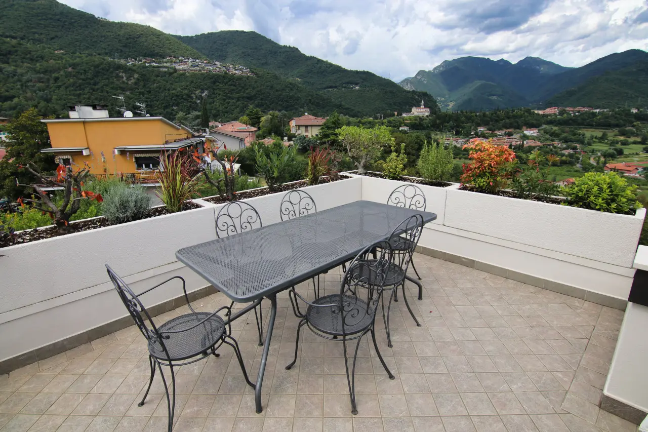 Immagine per Villa Indipendente in Affitto 4+4 a Roè Volciano Via Dosso Del Fieno
