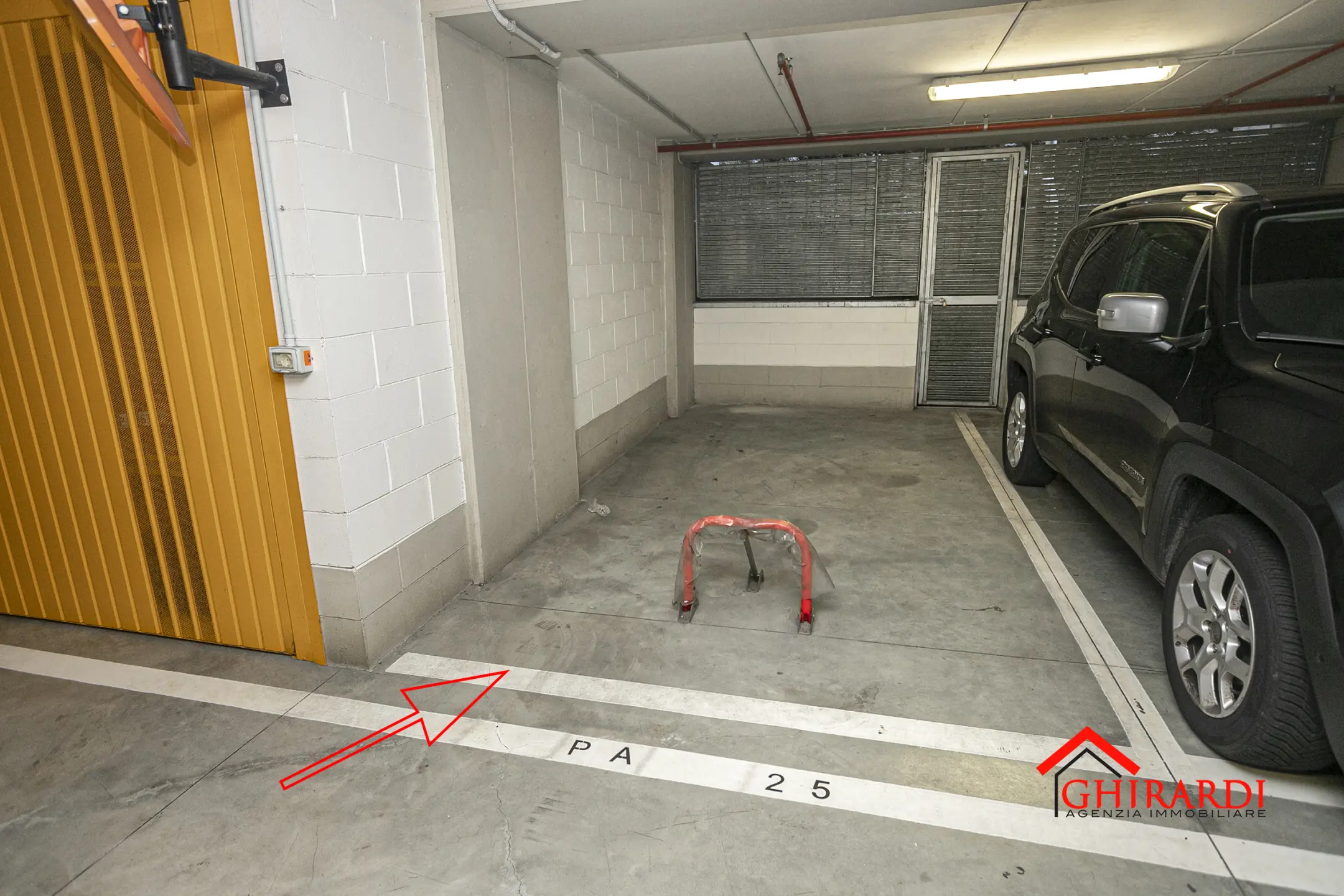 Immagine per Garage in vendita a Genova via Ferro