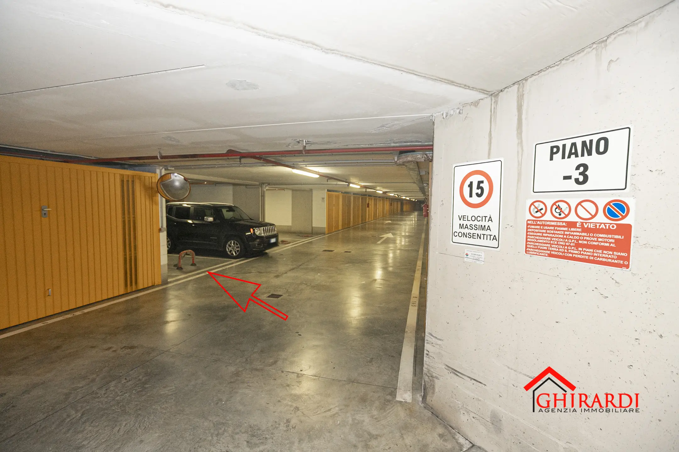 Immagine per Garage in vendita a Genova via Ferro