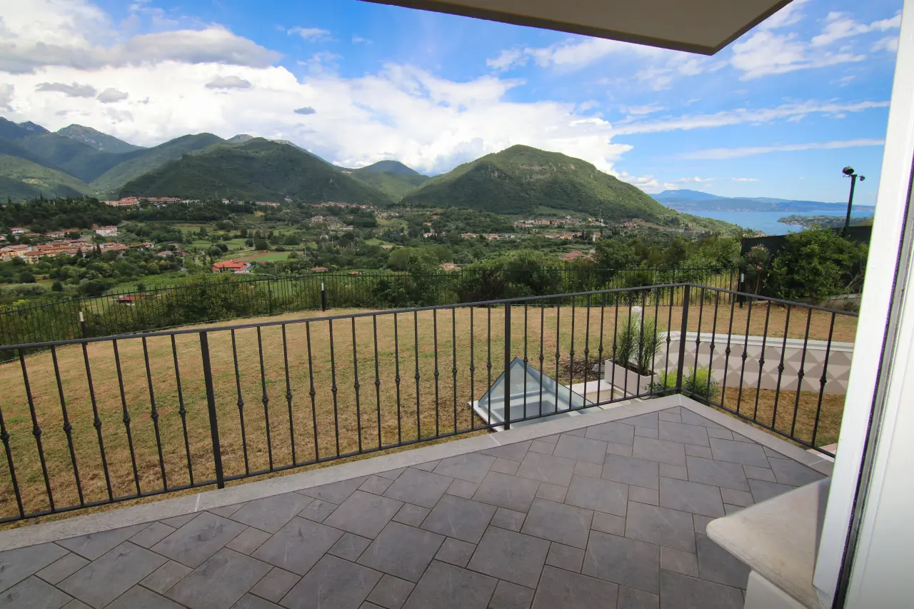 Immagine per Villa Indipendente in Affitto 4+4 a Roè Volciano Via Dosso Del Fieno
