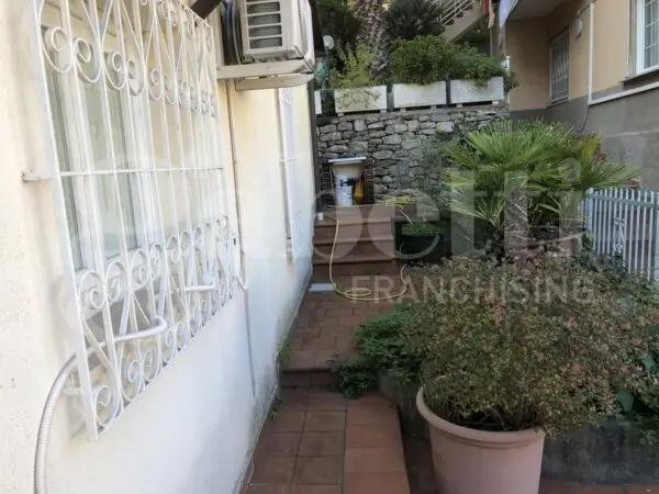 Casa Indipendente strada San Martino 59, Sanremo