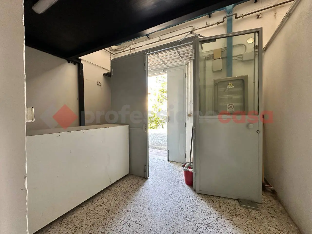 Immagine per Laboratorio in affitto a Arezzo via Calamandrei