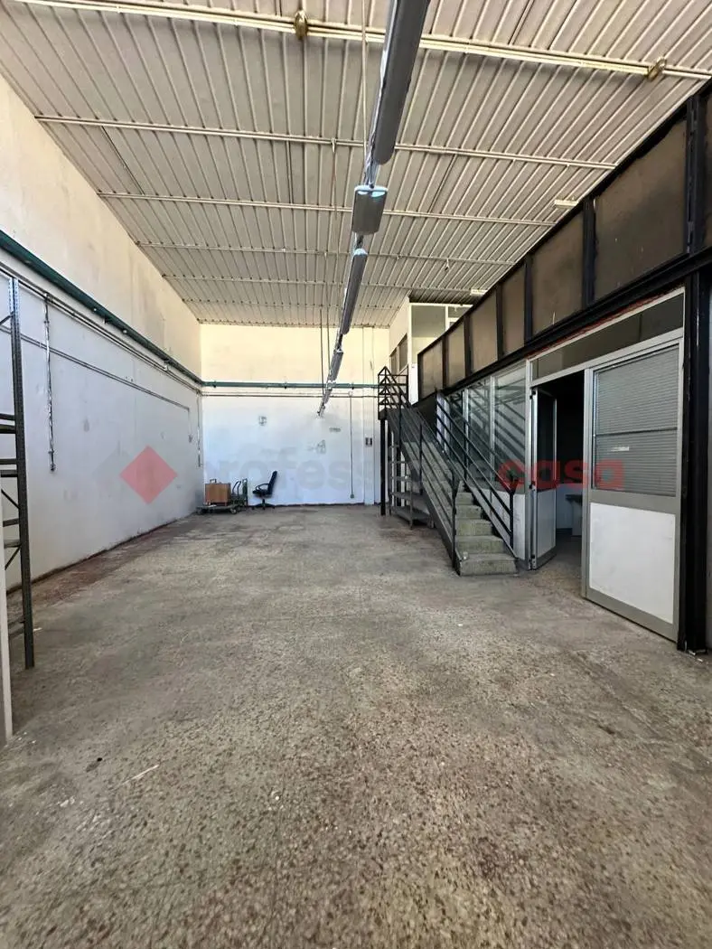 Immagine per Laboratorio in affitto a Arezzo via Calamandrei