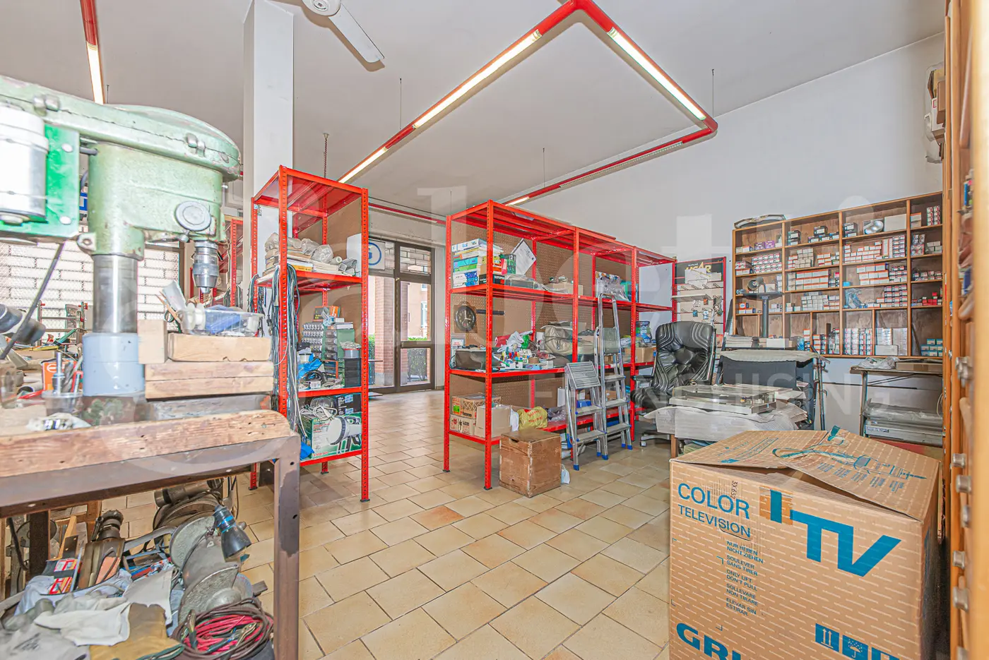 Immagine per Negozio in vendita a Rivoli via Piave 54