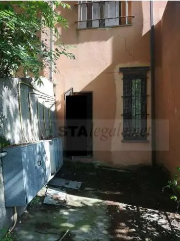 Appartamento via Sanda Frazione Cornaro, Savona