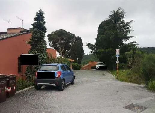 Appartamento via Sanda Frazione Cornaro, Savona