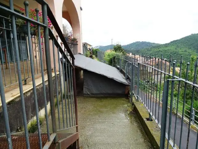 Immagine per Casa indipendente in asta a Vezzi Portio via Firpi 1