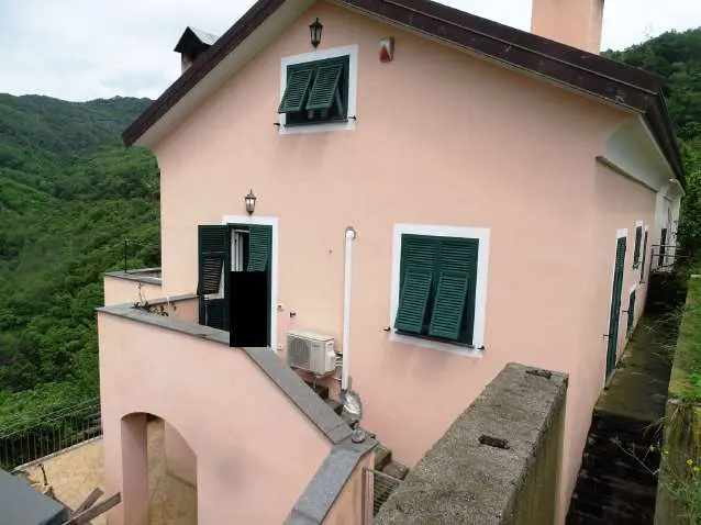 Immagine per Casa indipendente in asta a Vezzi Portio via Firpi 1