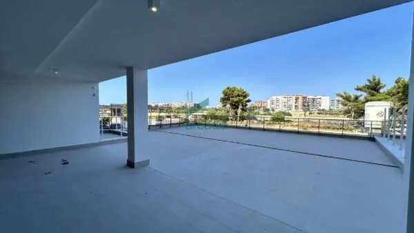 Bilocale via Giovanni Amendola 156, Bari