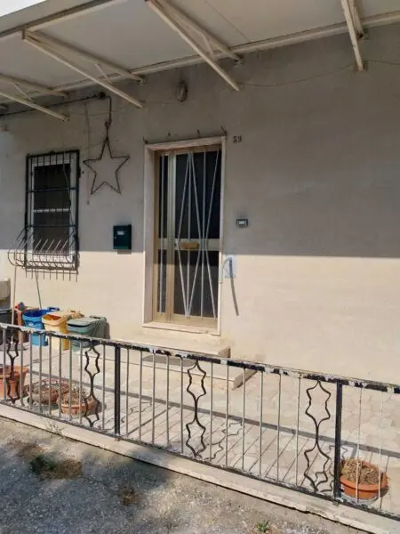 Villa Trifamiliare via Contrada Tesino, Offida